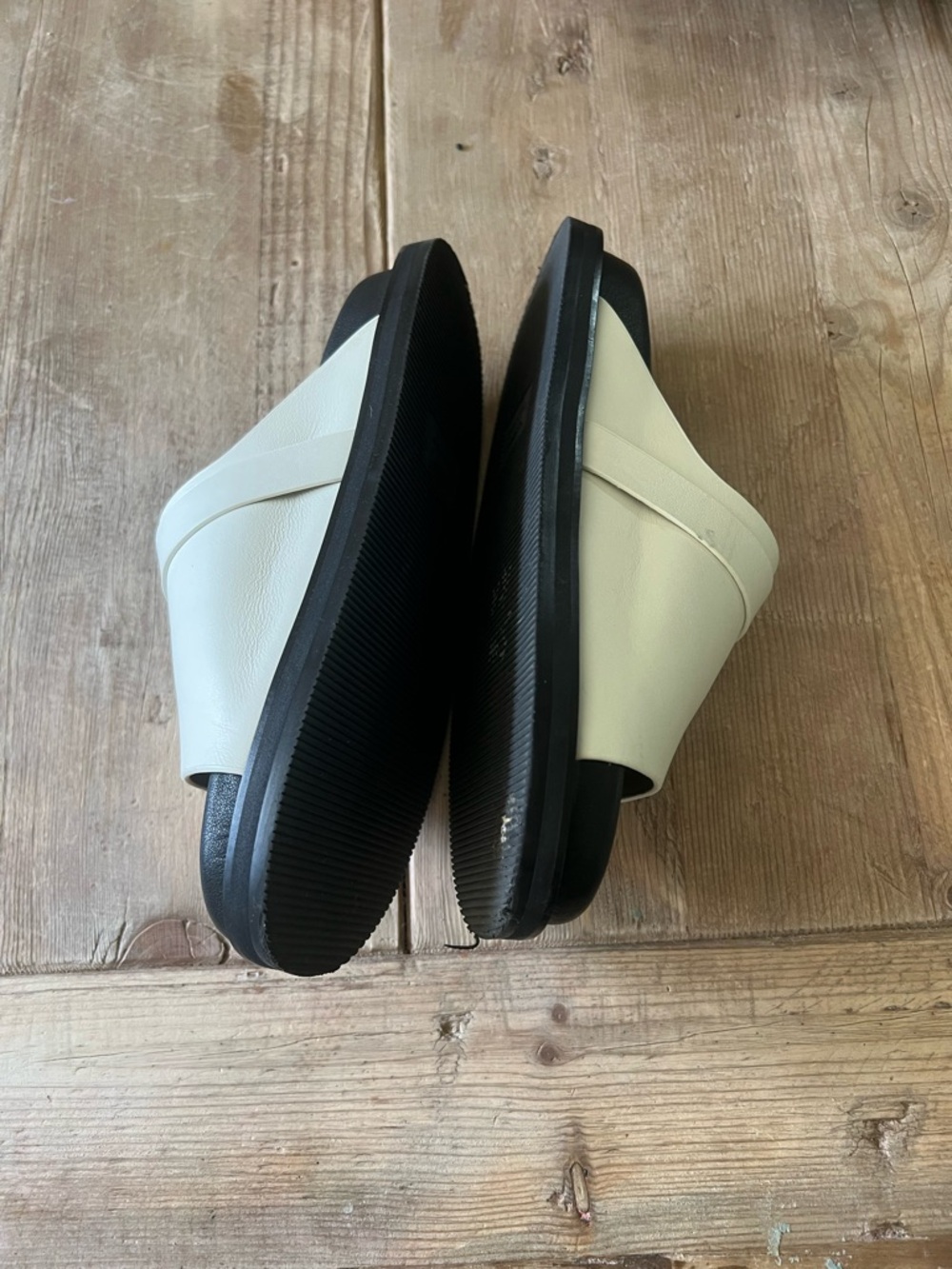 Women’s Cream Slide Sandals with Black Sole - Picture 12 of 16